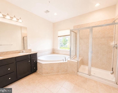 22605 Winding Woods Way - Photo Thumbnail 34