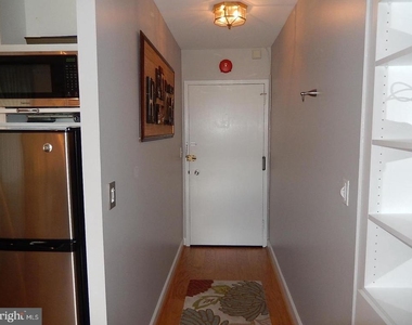 7505 Democracy Boulevard - Photo Thumbnail 4