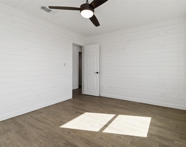 1525 Scull Rd - Photo Thumbnail 16
