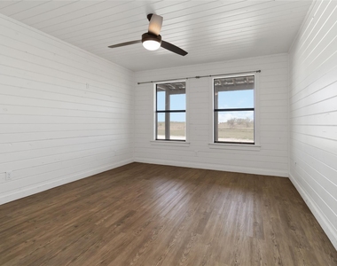 1525 Scull Rd - Photo Thumbnail 12