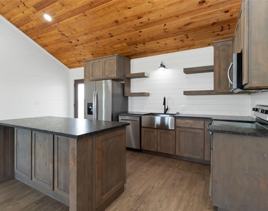 1525 Scull Rd - Photo Thumbnail 8