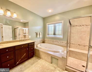 416 Grand Street - Photo Thumbnail 18