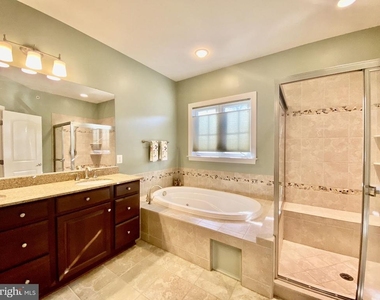 416 Grand Street - Photo Thumbnail 19