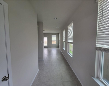11300 Lago De Garda Dr - Photo Thumbnail 18