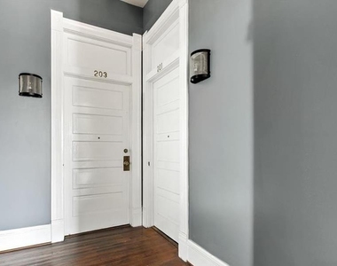 202 N Lbj Dr - Photo Thumbnail 7