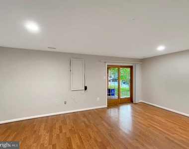 10642 Tuppence Court - Photo Thumbnail 18