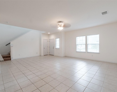 217 Bent Creek Dr - Photo Thumbnail 11