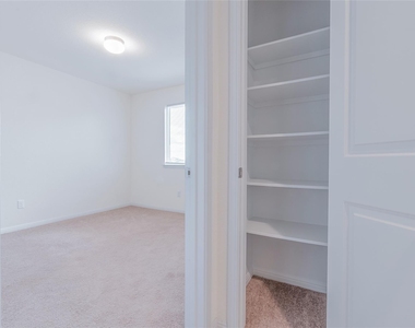 217 Bent Creek Dr - Photo Thumbnail 18