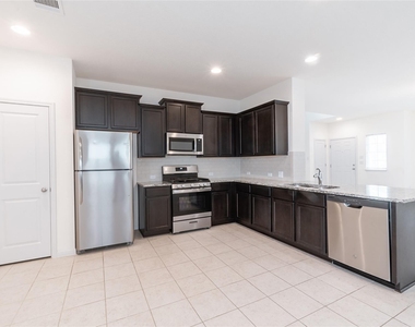 217 Bent Creek Dr - Photo Thumbnail 9
