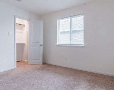 217 Bent Creek Dr - Photo Thumbnail 25