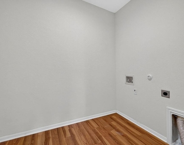 217 Bent Creek Dr - Photo Thumbnail 19