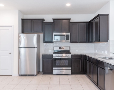 217 Bent Creek Dr - Photo Thumbnail 1