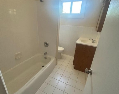 11004 Schuylkill Road - Photo Thumbnail 15