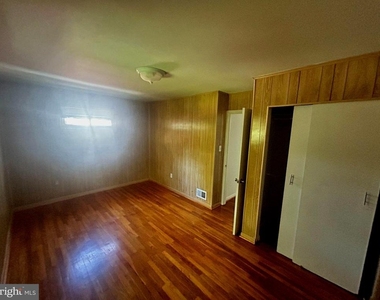 11004 Schuylkill Road - Photo Thumbnail 10