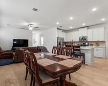 112 Doodle Ln - Photo Thumbnail 14