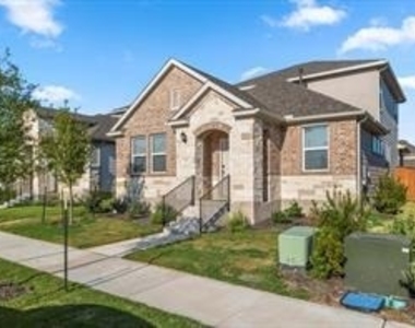 112 Doodle Ln - Photo Thumbnail 1