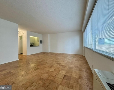 5500 Friendship Boulevard - Photo Thumbnail 9