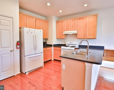 526 Redland Boulevard - Photo Thumbnail 5