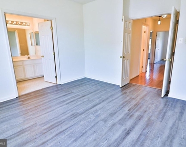 526 Redland Boulevard - Photo Thumbnail 21