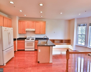 526 Redland Boulevard - Photo Thumbnail 7