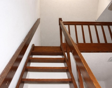 2815 Rio Grande St - Photo Thumbnail 3
