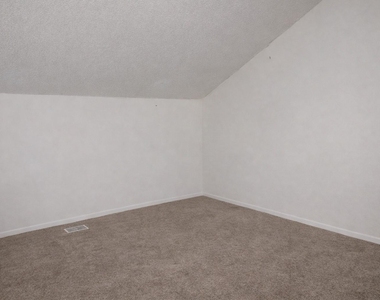 2815 Rio Grande St - Photo Thumbnail 9