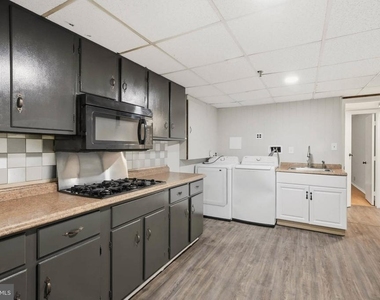 808 E Franklin Avenue - Photo Thumbnail 23