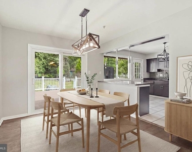 808 E Franklin Avenue - Photo Thumbnail 5