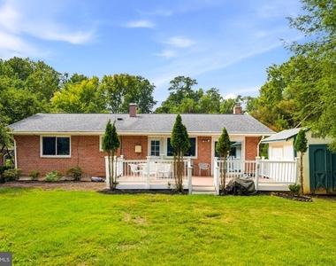 808 E Franklin Avenue - Photo Thumbnail 31