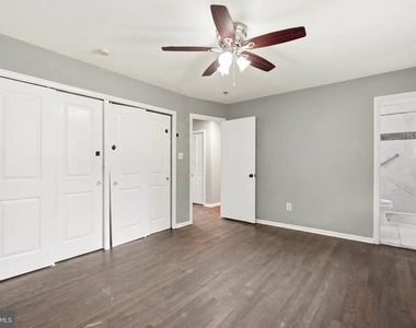 808 E Franklin Avenue - Photo Thumbnail 12