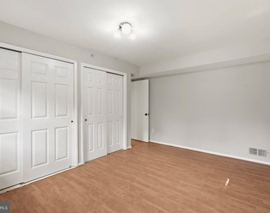 808 E Franklin Avenue - Photo Thumbnail 27