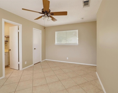 9620 Chukar Cir - Photo Thumbnail 14
