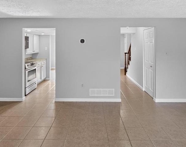 6556 Pennacook Court - Photo Thumbnail 17
