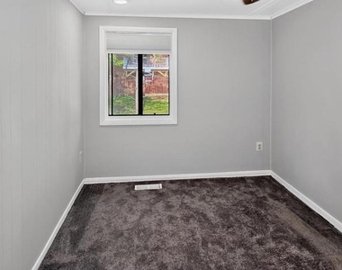 6556 Pennacook Court - Photo Thumbnail 31