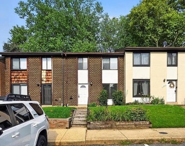 6556 Pennacook Court - Photo Thumbnail 1