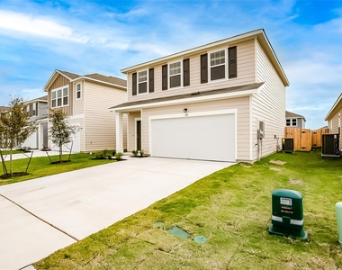 110 Blackbear Dr - Photo Thumbnail 1