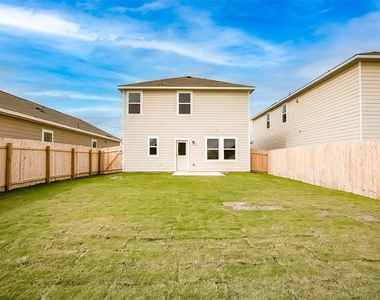 110 Blackbear Dr - Photo Thumbnail 23