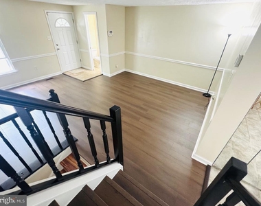 8204 Wellington Place - Photo Thumbnail 19