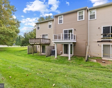 6082 Majors Lane - Photo Thumbnail 28