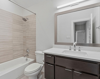 2414 Sunset Vista Cir - Photo Thumbnail 32