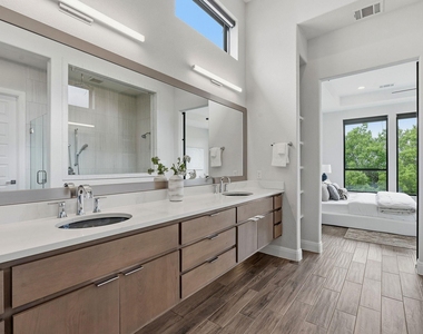 2414 Sunset Vista Cir - Photo Thumbnail 28