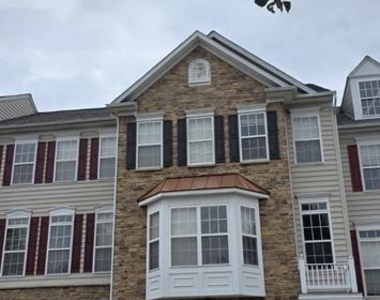 8016 Four Quarter Road - Photo Thumbnail 9