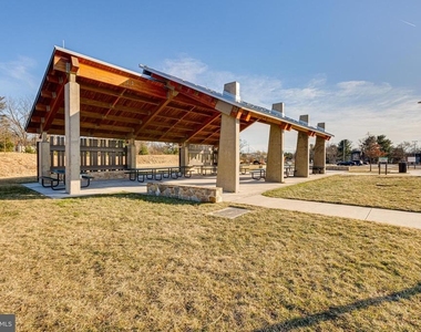 8907 Samuel Joy Way - Photo Thumbnail 47