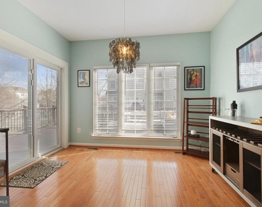 8907 Samuel Joy Way - Photo Thumbnail 12