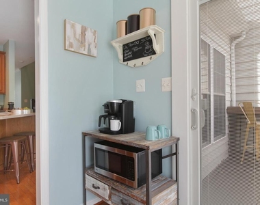 8907 Samuel Joy Way - Photo Thumbnail 13