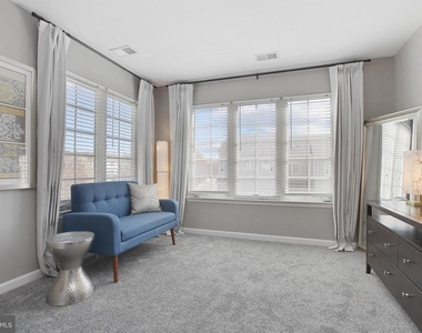 8907 Samuel Joy Way - Photo Thumbnail 20