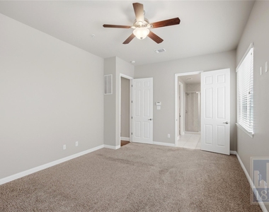 2016 Simond Ave - Photo Thumbnail 9