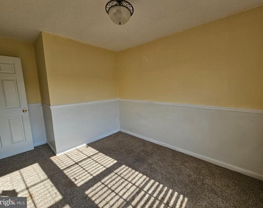 4927 Bristle Cone Circle - Photo Thumbnail 10