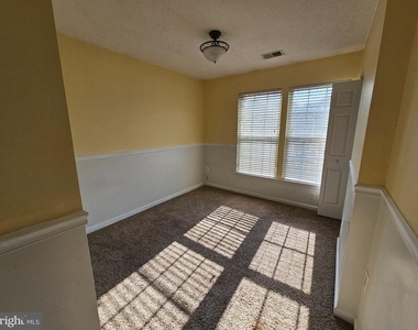 4927 Bristle Cone Circle - Photo Thumbnail 11