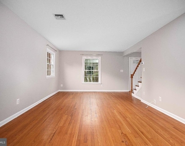 205 E Ring Factory Road - Photo Thumbnail 5